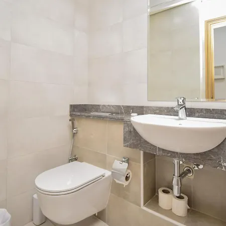 Elegant 2Br View With Rooftop Pool The Bay Dubai Exterior photo