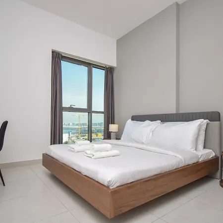 Elegant 2Br View With Rooftop Pool The Bay Dubai Exterior photo